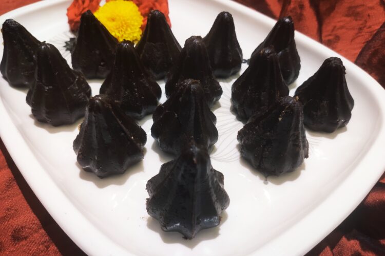 chocolate modak