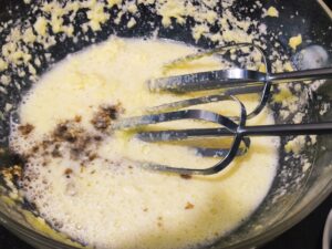 moist pear cake with cinnamon sugar