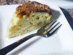 moist pear cake with cinnamon sugar