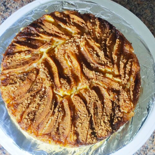 moist pear cake with cinnamon sugar