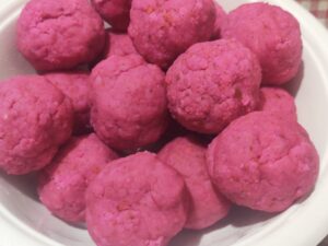 strawberry cake truffles